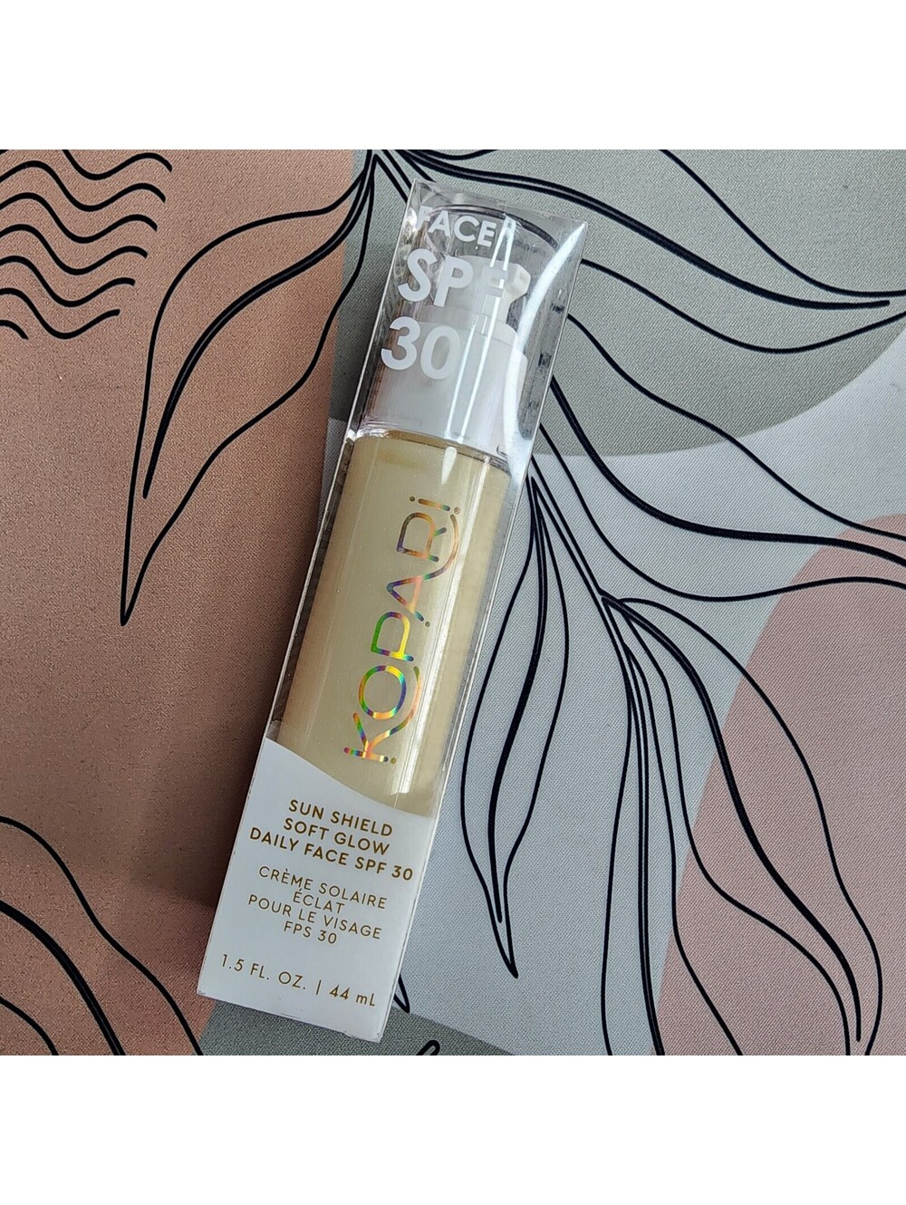 Kopari Sun Shield Soft Glow Daily Face SPF 30 Sunscreen 1.5 FL OZ / 44 mL